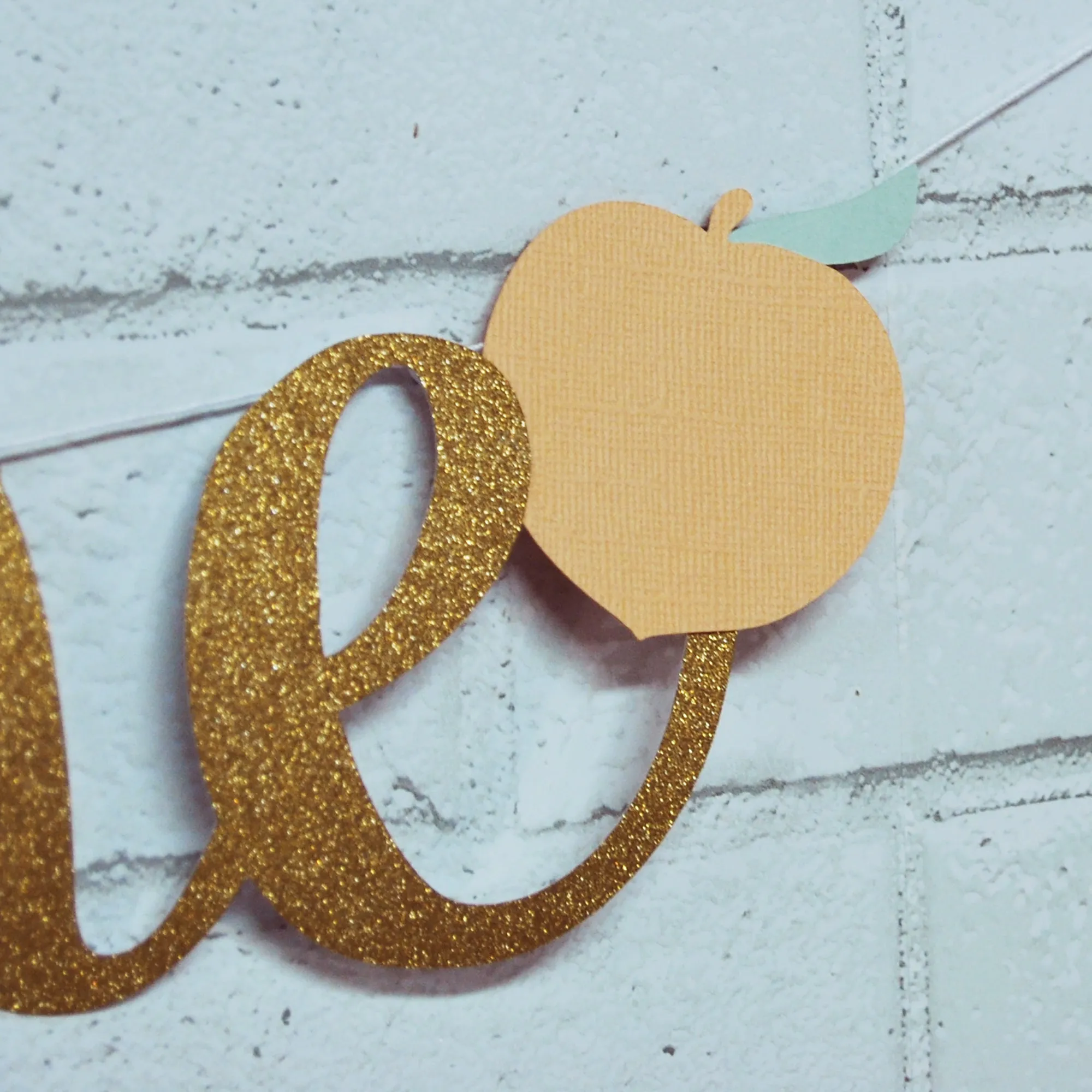Peach ONE High Chair Banner