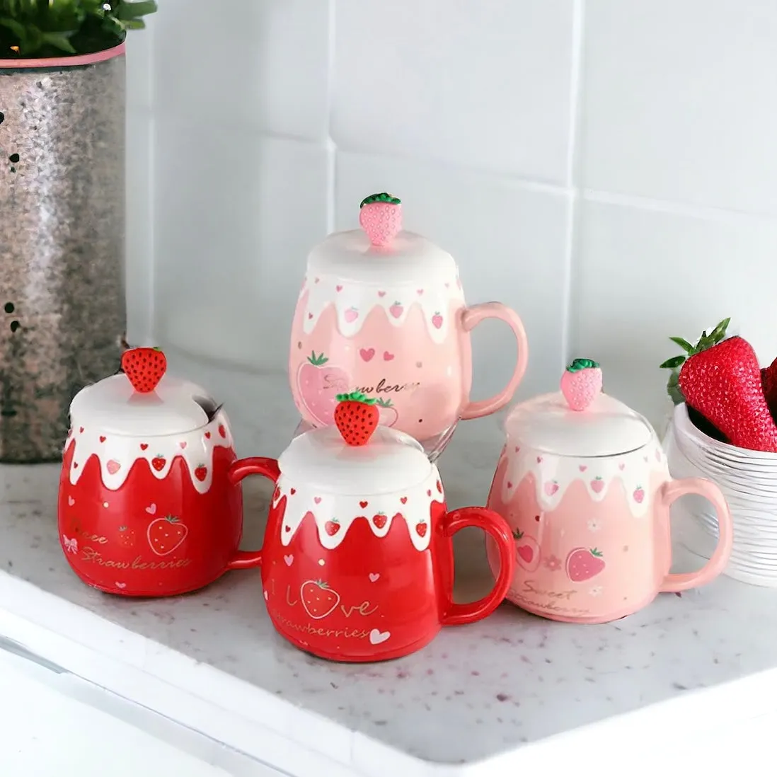 Strawberry Desert Mug With Lid & Spoon